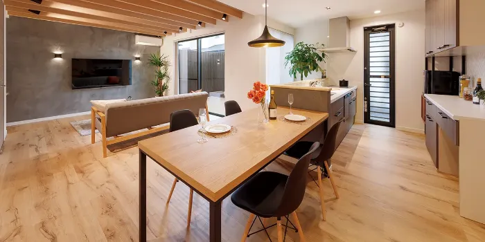 BRUNO（ブルーノ）