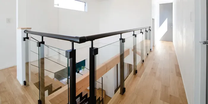 OMURA（オムーラ）