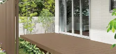 ウッドデッキ