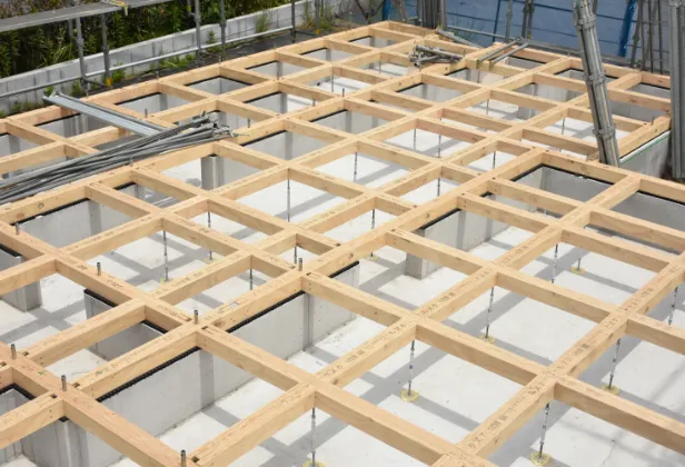 天然無垢材 × ハイブリッド工法