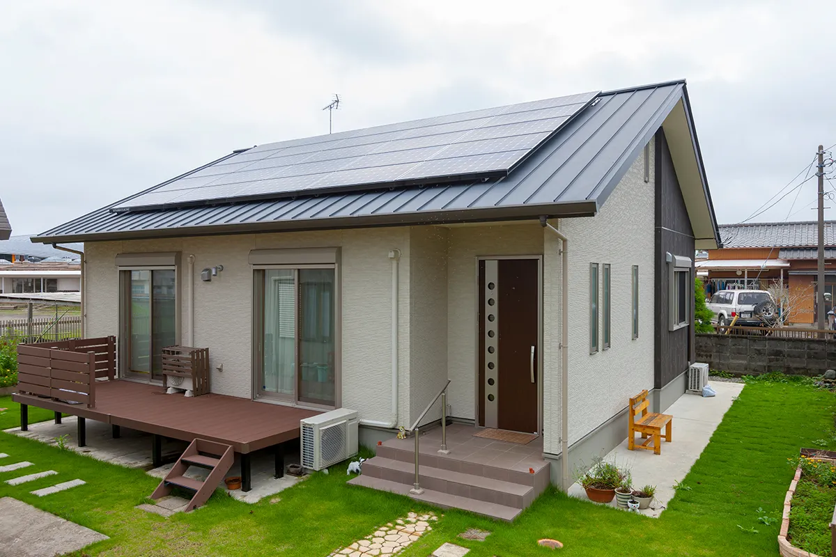 バイクと共に暮らす趣味を楽しむ平屋