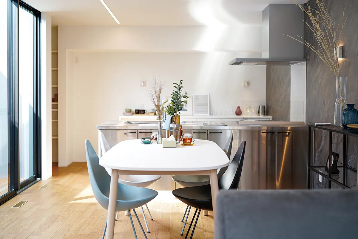 中庭が織りなす平屋の暮らし